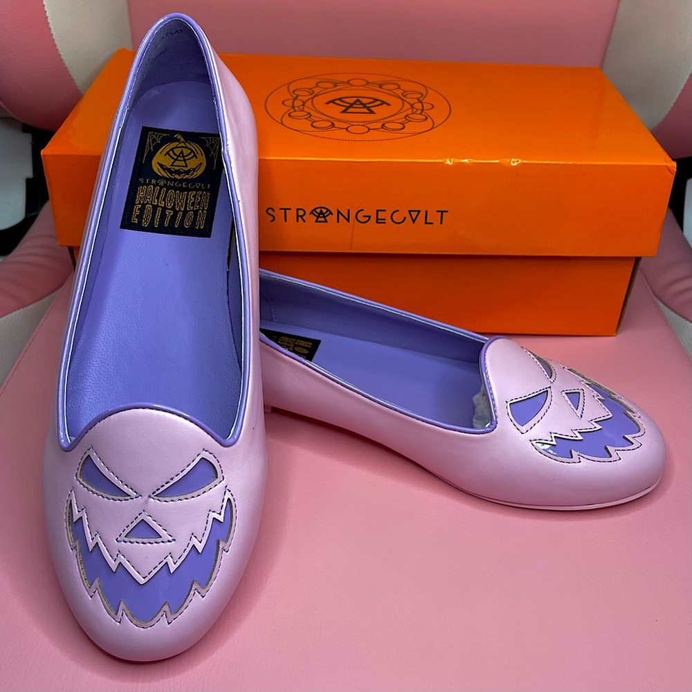 NEW Strange Cvit Halloween Edition Lydia Scary
Jack Pastel Pink Women's Flats